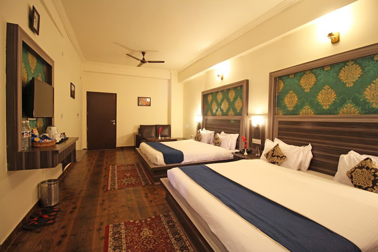 Hotel Grand Sharan